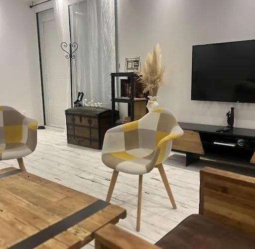 Maison Bel Air بيت للعطل *
