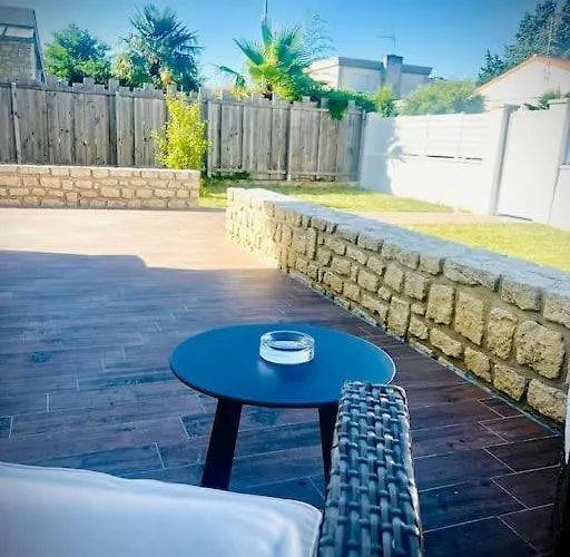 بيت للعطل Maison Bel Air *