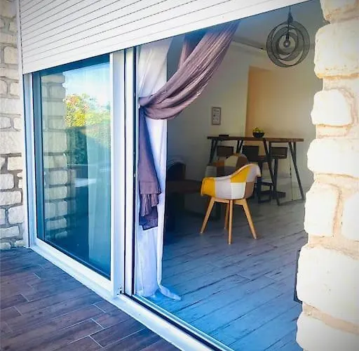 Maison Bel Air بيت للعطل لا روشيل